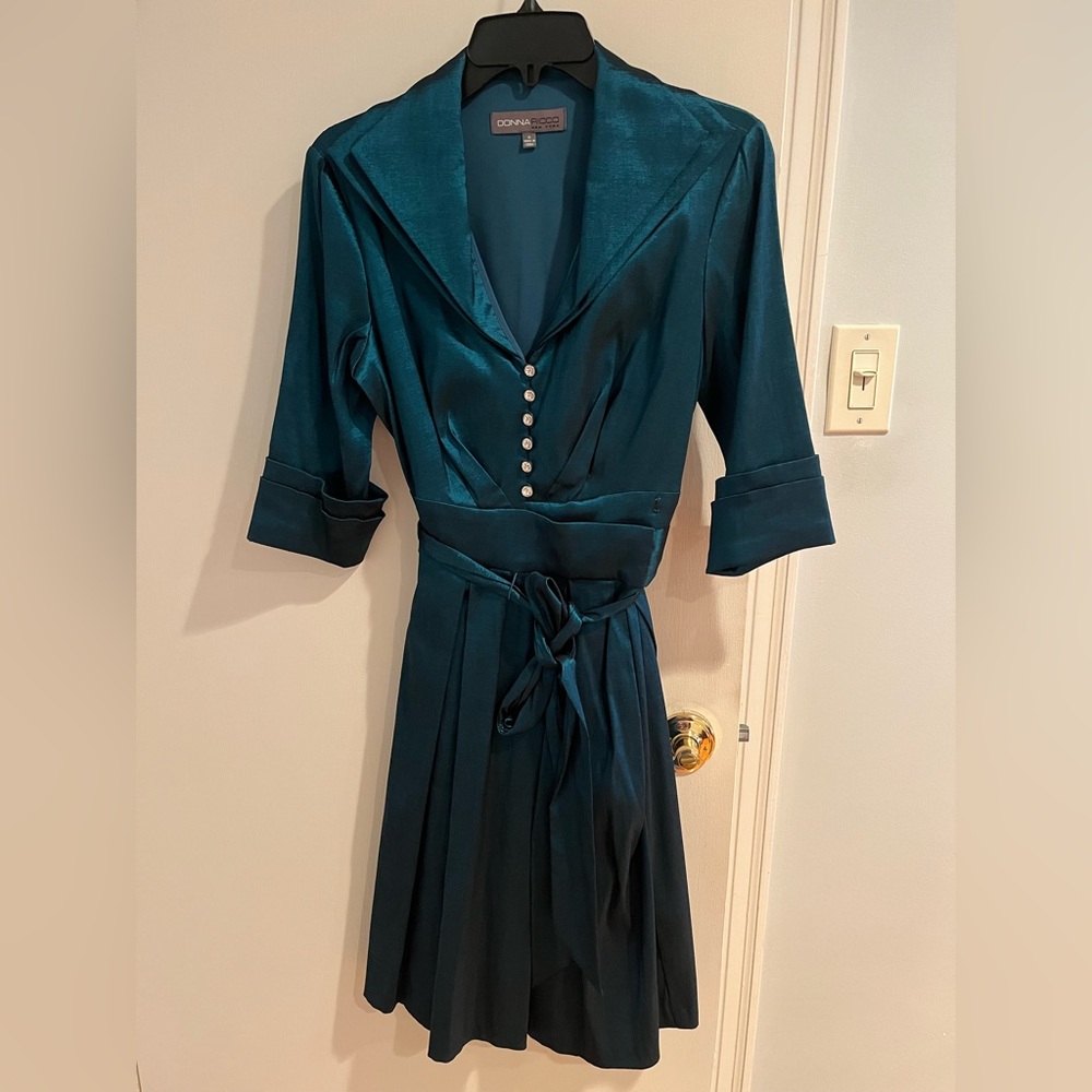 Donna Ricco blue dress size 8